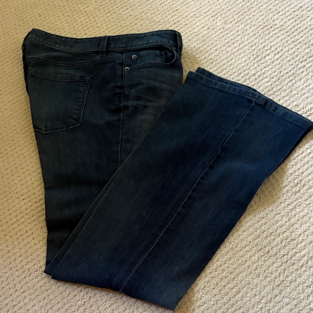 LOFT Women's Deep Indigo Straight Leg Jeans